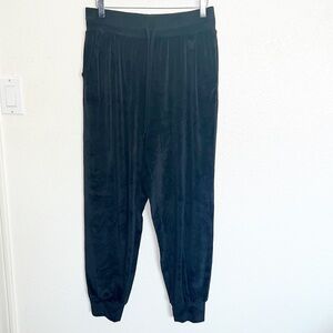 Victoria's Secret On Point Black Velour Jogger Style Sweatpants